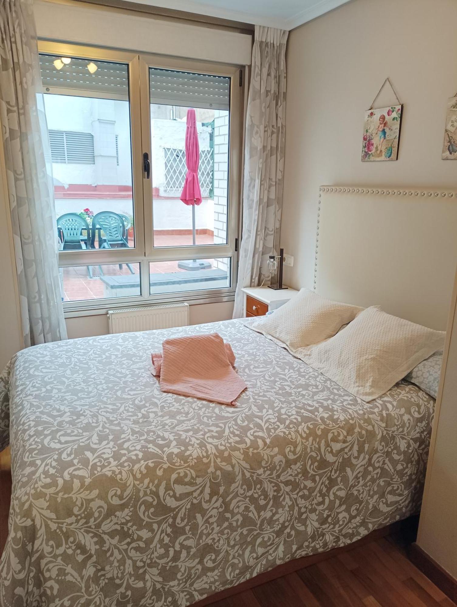 Apartment Centro-gascona Con Terraza Privada, Garaje Y Wifi Gratuito *